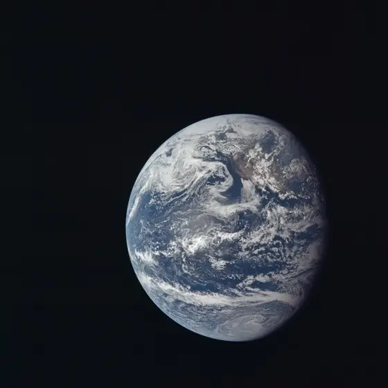 Vue de la Terre depuis l'espace par Apollo 11